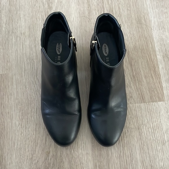 Black booties- Dr. Scholls - Picture 2 of 5